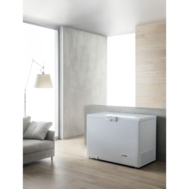Whirlpool-Congelateur-Pose-libre-WHM31112-Blanc-Lifestyle-perspective