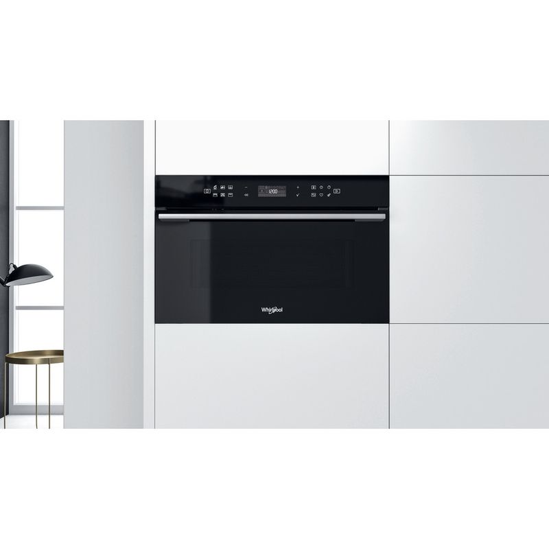 Whirlpool-Four-micro-ondes-Encastrable-W7-MD440-NB-Noir-Electronique-31-Micro-ondes---gril-1000-Lifestyle-frontal