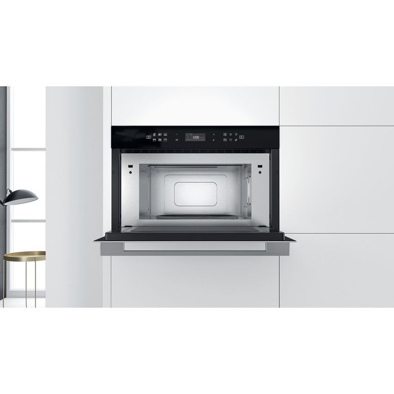 Whirlpool-Four-micro-ondes-Encastrable-W7-MD440-NB-Noir-Electronique-31-Micro-ondes---gril-1000-Lifestyle-frontal-open