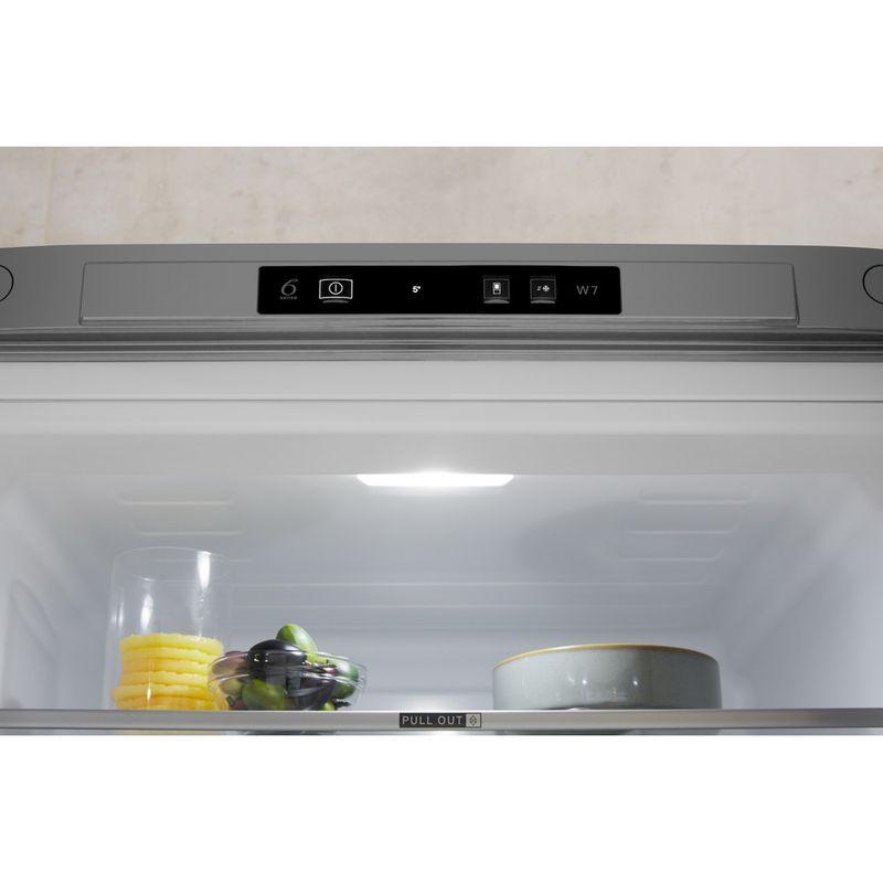 Whirlpool-Combine-refrigerateur-congelateur-Pose-libre-W7-911I-OX-Optic-Inox-2-portes-Lifestyle-control-panel