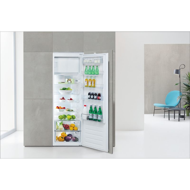 Réfrigérateur encastrable Whirlpool: couleur blanche - ARG 184701