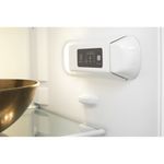 Whirlpool-Refrigerateur-Encastrable-ARG-184701-Blanc-Lifestyle-control-panel