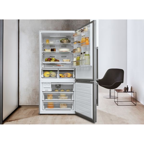 Whirlpool-Combine-refrigerateur-congelateur-Pose-libre-W84BE-72-X-2-Inox-2-portes-Lifestyle-frontal-open
