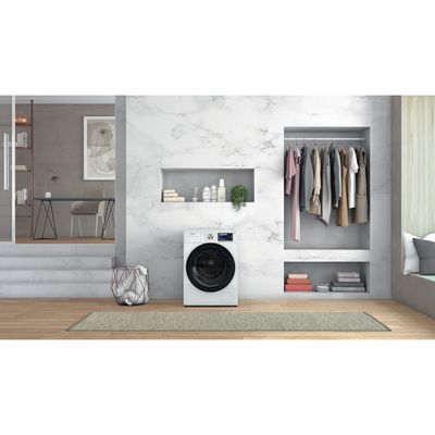 Whirlpool-Lave-linge-Pose-libre-W6-W045WB-FR-Blanc-Lave-linge-frontal-B-Lifestyle-frontal