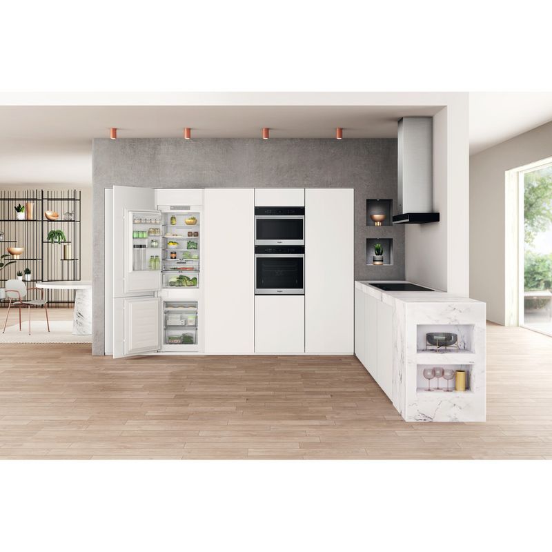 Whirlpool-Combine-refrigerateur-congelateur-Encastrable-WHC18-T323-P-Blanc-2-portes-Lifestyle-frontal-open