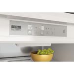 Whirlpool-Combine-refrigerateur-congelateur-Encastrable-WHC18-T574-P-Blanc-2-portes-Control-panel