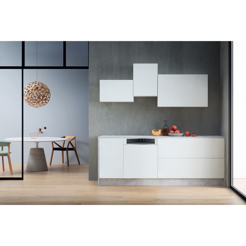 Whirlpool-Lave-vaisselle-Encastrable-WRBC-3C24-P-X-Semi-integre-A---Lifestyle-frontal