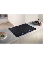 Whirlpool-Table-de-cuisson-SMP-778-C-NE-IXL-Noir-Induction-vitroceramic-Lifestyle-perspective