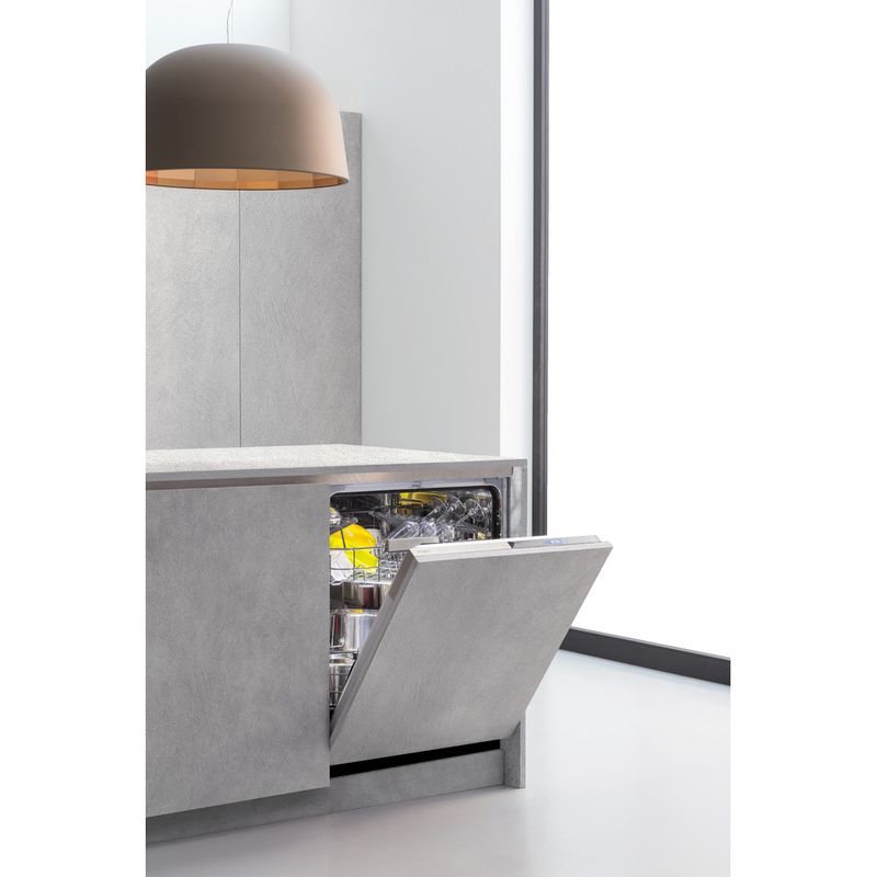 Whirlpool-Lave-vaisselle-Encastrable-WIP-4O32-PT-Tout-integrable-A----Lifestyle-perspective-open