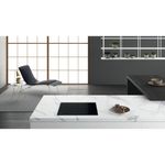 Whirlpool-Table-de-cuisson-WS-B2360-BF-Noir-Induction-vitroceramic-Lifestyle-frontal-top-down