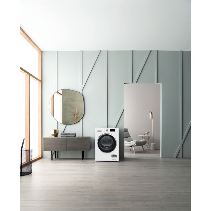 Whirlpool-Seche-linge-FFTD-M22-9X2BS-FR-Blanc-Lifestyle-frontal