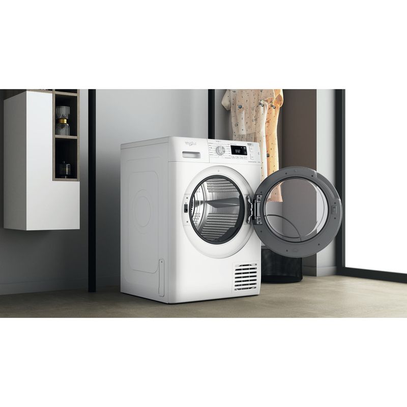 Whirlpool-Seche-linge-FFT-M11-8X2WSY-FR-Blanc-Lifestyle-perspective-open