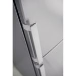 Whirlpool-Combine-refrigerateur-congelateur-Pose-libre-WB70I-931-X-Optic-Inox-2-portes-Lifestyle-detail