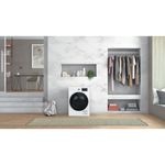 Whirlpool-Seche-linge-W6-D93WB-FR-Blanc-Lifestyle-frontal