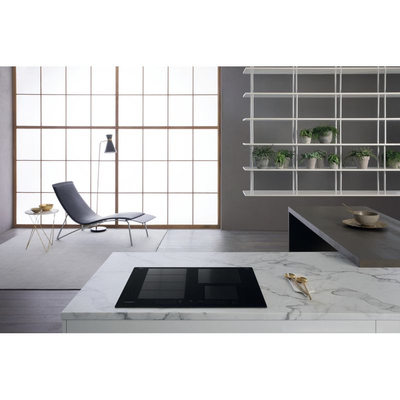 Whirlpool-Table-de-cuisson-WF-S2765-NE-IXL-Noir-Induction-vitroceramic-Lifestyle-frontal-top-down