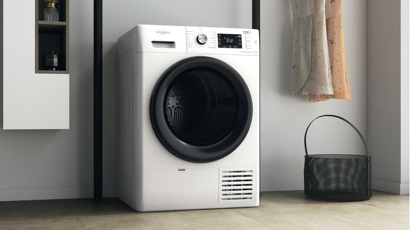 Whirlpool-Seche-linge-FFTN-M22-8X3B-FR-Blanc-Lifestyle-perspective