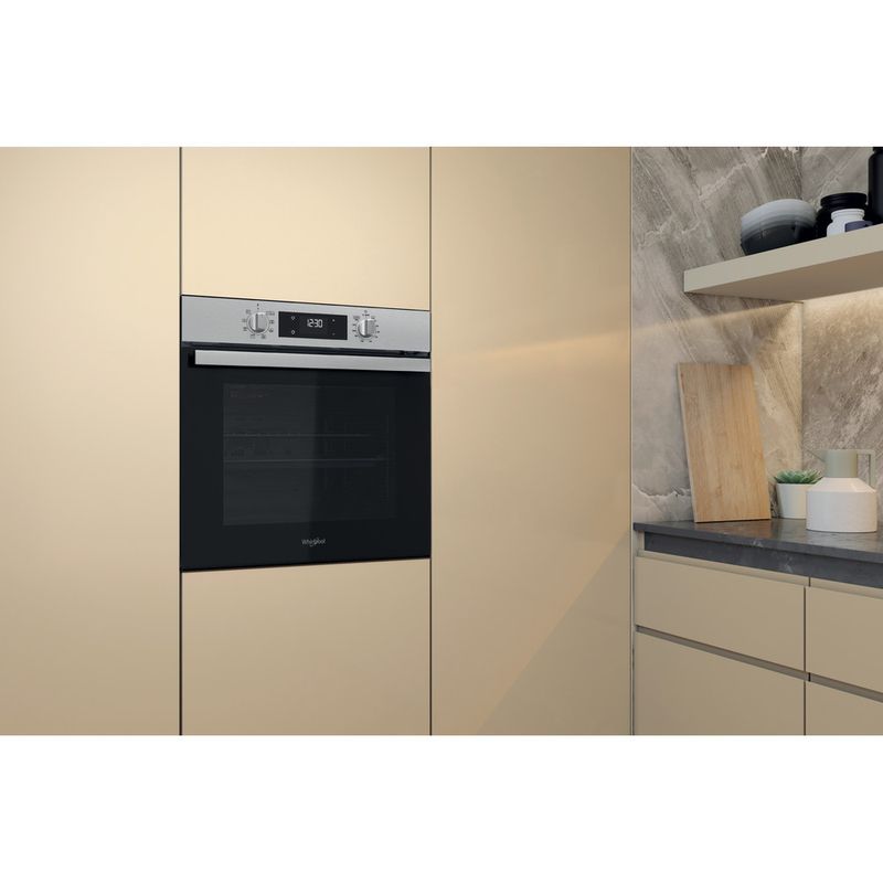 Whirlpool-Four-Encastrable-OMR551RR0X-Electrique-A-Lifestyle-perspective