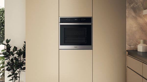 Whirlpool Four Encastrable WOI68PT1SXAF Electrique A+ Lifestyle frontal