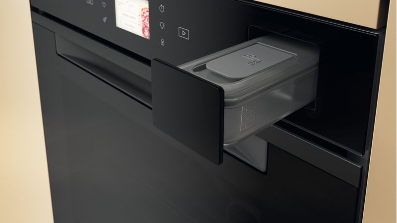 Whirlpool-Four-Encastrable-WOI11P8FHT2SBAF-Electrique-A---Lifestyle-detail