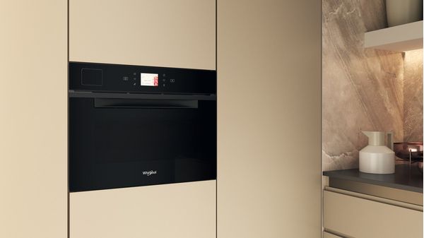 Whirlpool Four micro-ondes Encastrable WCT11A9FHTSB Noir Electronique 53 Micro-ondes Combiné 950 Lifestyle perspective