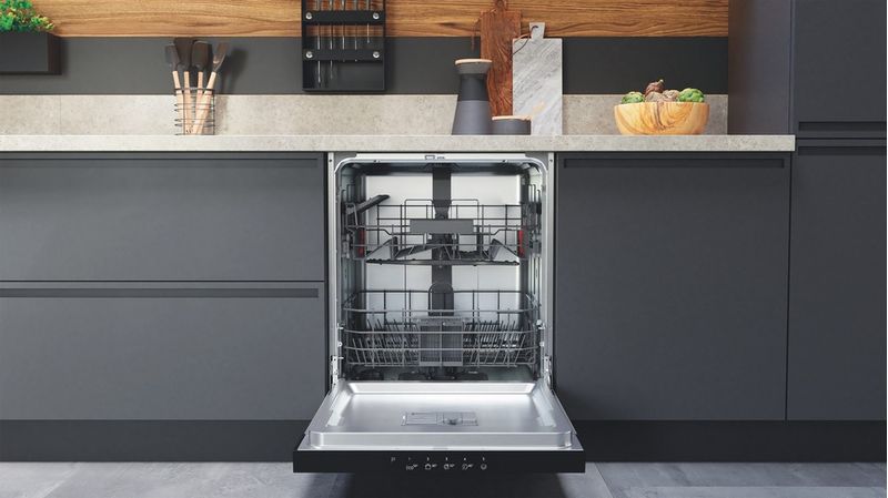 Whirlpool-Lave-vaisselle-Encastrable-W3PFD636B-Semi-integre-D-Lifestyle-frontal-open