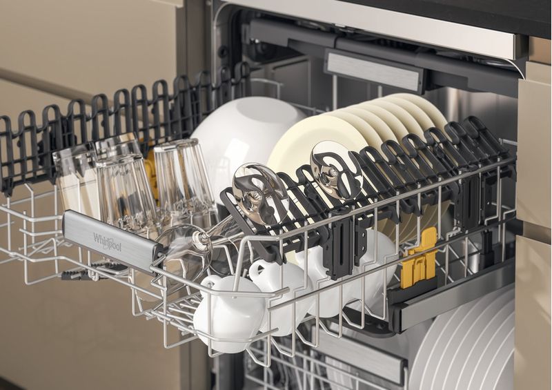 Whirlpool-Lave-vaisselle-Pose-libre-W7F-HS41-S-Pose-libre-C-Lifestyle-detail