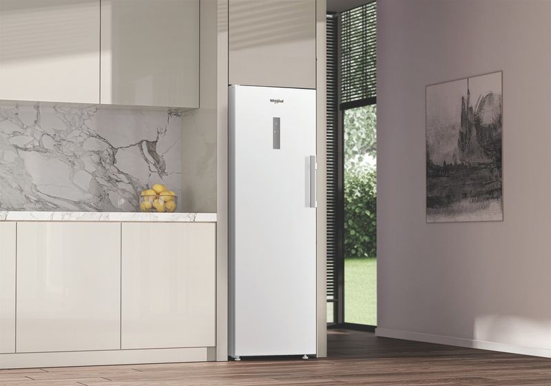 Whirlpool-Congelateur-Pose-libre-WHMFF-6312-W5E-White---ARC-P1-Lifestyle-perspective
