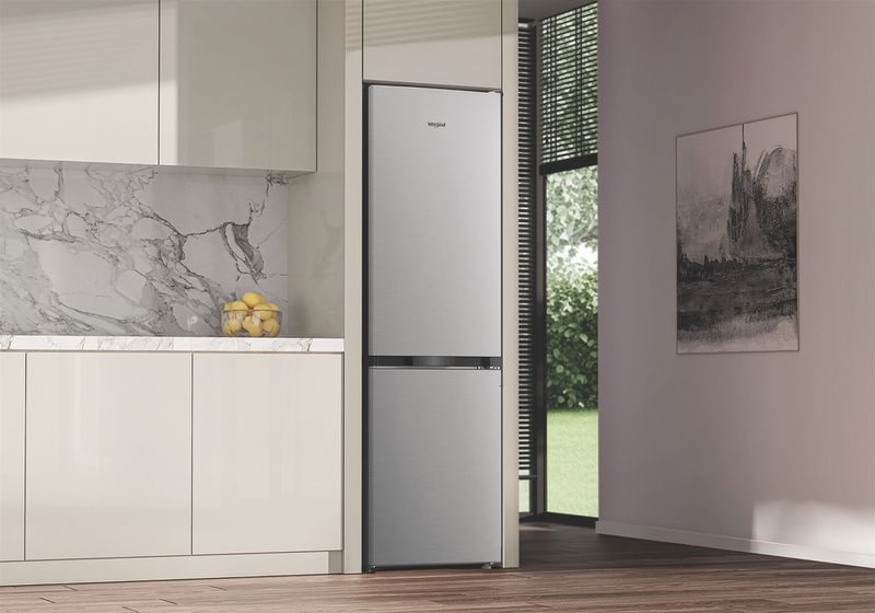 Whirlpool-Combine-refrigerateur-congelateur-Pose-libre-WHK-22373-X6EA-ARC-764-Manhattan-Gray-2-portes-Lifestyle-perspective
